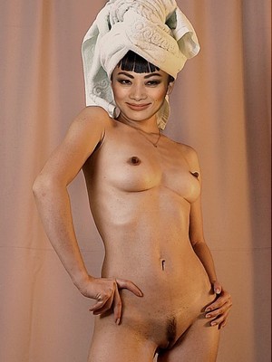 Celebrity Nude Pic Bai Ling 13 pic