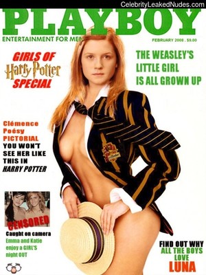 naked Bonnie Wright 27 pic