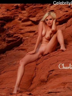 Celebrity Nude Pic Charlize Theron 8 pic