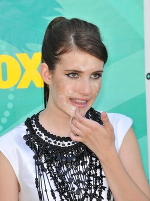 Naked Celebrity Pic Emma Roberts 26 pic