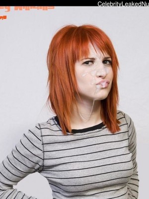 Hot Naked Celeb Hayley Williams 14 pic
