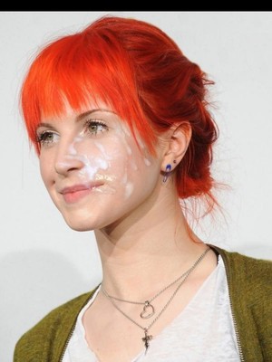 Naked Celebrity Pic Hayley Williams 10 pic