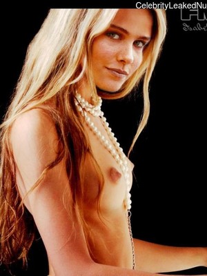 Nudes isabel lucas 45 Sexy