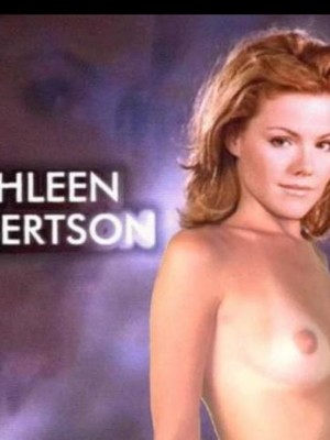 Robertson photos kathleen nude Kathleen Robertson