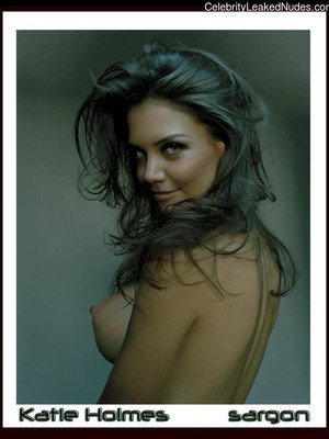 Celebrity Nude Pic Katie Holmes 18 pic