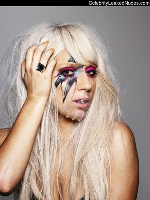 Hot Naked Celeb Lady Gaga 16 pic