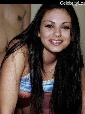 Nude Celebrity Picture Mila Kunis 4 pic
