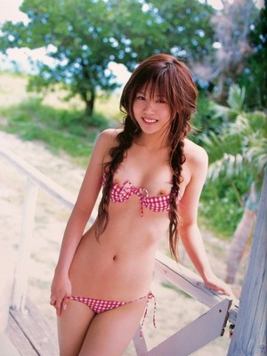 Naked celebrity picture Risa Niigaki 6 pic