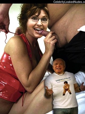 Hot Naked Celeb Sarah Palin 4 pic