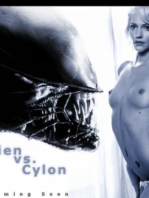 Real Celebrity Nude Tricia Helfer 12 pic