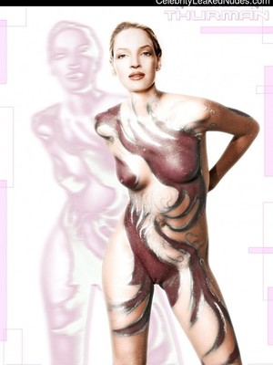 Naked Celebrity Pic Uma Thurman 18 pic